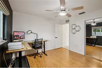 5753 Colonial Oaks Boulevard, Sarasota, FL 34232 - Photo 20