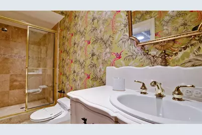 8213 Midnight Pass Road, Sarasota, FL 34242 - Photo 32