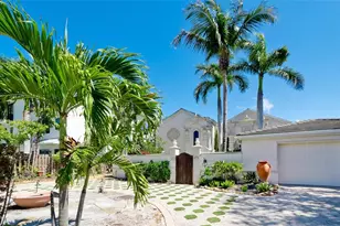 8213 Midnight Pass Rd, Sarasota, FL 34242 - Photo 4