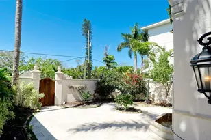 8213 Midnight Pass Rd, Sarasota, FL 34242 - Photo 6