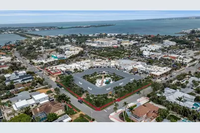 500 S Washington Drive #19B, Sarasota, FL 34236 - Photo 2