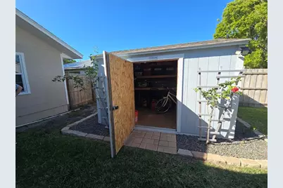 1411 29th Street W, Bradenton, FL 34205 - Photo 32