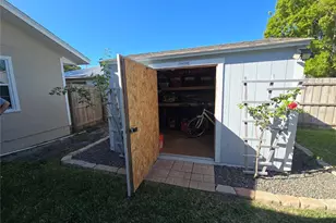 1411 29th St W, Bradenton, FL 34205 - Photo 32