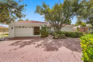 216 Matisse Cir N, Nokomis, FL 34275 - Photo 1