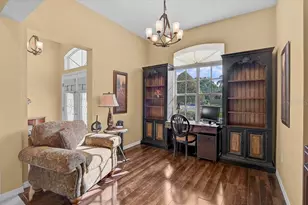 4422 McIntosh Lake Ave, Sarasota, FL 34233 - Photo 10