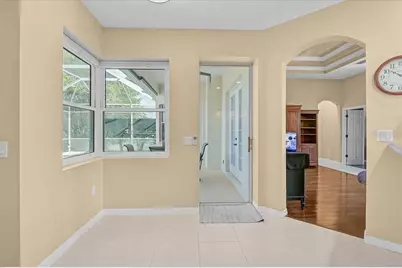 4422 McIntosh Lake Avenue, Sarasota, FL 34233 - Photo 16