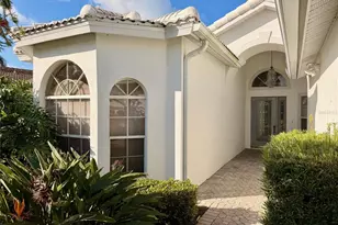 7402 Fairlinks Ct, Sarasota, FL 34243 - Photo 4