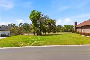 5320 Bloomfield Blvd, Lakeland, FL 33810 - Photo 4