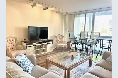 1095 Gulf Of Mexico Drive #104, Longboat Key, FL 34228 - Photo 12