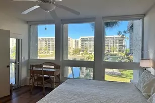 1095 Gulf of Mexico Dr, Longboat Key, FL 34228 - Photo 14