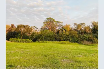 617 130th Court NE, Bradenton, FL 34212 - Photo 1