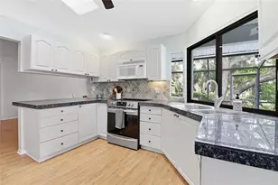 4301 Brackenwood Ct, Sarasota, FL 34232 - Photo 38