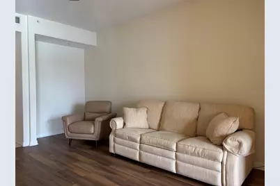 150 L Pavia Boulevard #13, Venice, FL 34292 - Photo 4