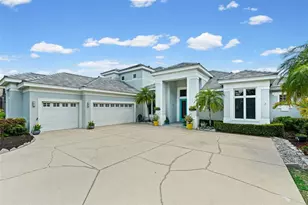 7517 Coventry Ct, Lakewood Ranch, FL 34202 - Photo 4