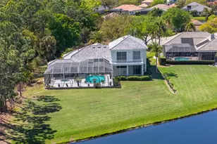 7517 Coventry Ct, Lakewood Ranch, FL 34202 - Photo 2