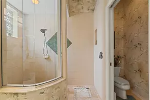 7517 Coventry Ct, Lakewood Ranch, FL 34202 - Photo 18