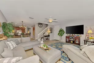 1585 Dorgali Dr, Sarasota, FL 34238 - Photo 10