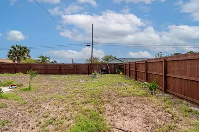 821 Silver Springs Terrace NW, Port Charlotte, FL 33948 - Photo 30