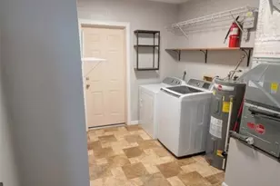 2343 Eugene St, Sarasota, FL 34231 - Photo 26