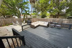 2343 Eugene St, Sarasota, FL 34231 - Photo 8