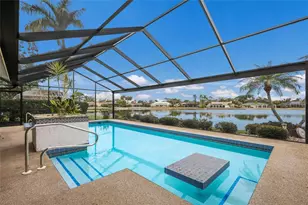 6821 Country Lakes Cir, Sarasota, FL 34243 - Photo 2