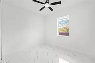 365 Perl St, Port Charlotte, FL 33954 - Photo 18