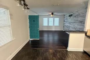 320 W Lambright St, Tampa, FL 33604 - Photo 6