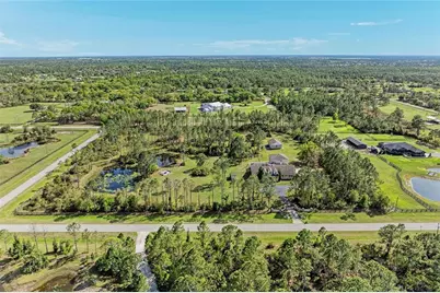 21616 67th Avenue E, Bradenton, FL 34211 - Photo 2