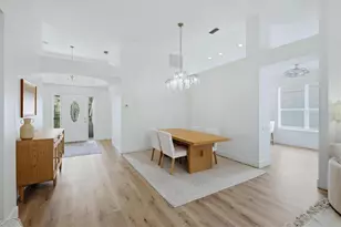 7904 Hampton Ct, University Park, FL 34201 - Photo 4
