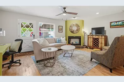 8314 Civic Road, Tampa, FL 33615 - Photo 14