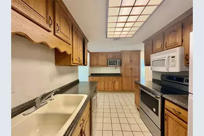 605 Barnes Parkway, Nokomis, FL 34275 - Photo 8