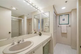 988 Blvd of the Arts, Sarasota, FL 34236 - Photo 18