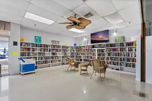 7263 Mt Essex Dr NE, Saint Petersburg, FL 33702 - Photo 32