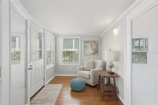 7263 Mt Essex Dr NE, Saint Petersburg, FL 33702 - Photo 4