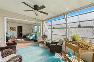 7263 Mt Essex Dr NE, Saint Petersburg, FL 33702 - Photo 20