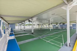 7263 Mt Essex Dr NE, Saint Petersburg, FL 33702 - Photo 30