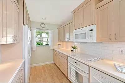 4405 Mount Vernon Drive, Bradenton, FL 34210 - Photo 16