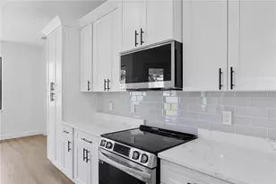 2805 Anniston Rd, North Port, FL 34288 - Photo 8