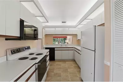 5721 Casa Del Sol Boulevard #3223, Sarasota, FL 34233 - Photo 12