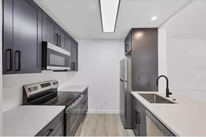 4008 Crockers Lake Boulevard #11, Sarasota, FL 34238 - Photo 2