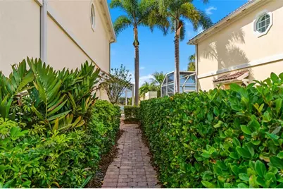 1418 Burgos Drive, Sarasota, FL 34238 - Photo 4