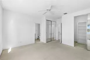 1418 Burgos Dr, Sarasota, FL 34238 - Photo 32