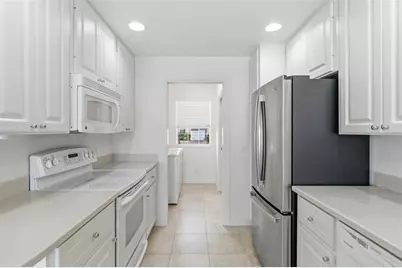 1418 Burgos Drive, Sarasota, FL 34238 - Photo 14