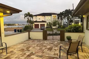 25 Sandpiper Rd, Tampa, FL 33609 - Photo 12