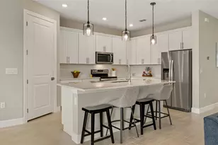 17342 Luminous Ave, Venice, FL 34293 - Photo 12