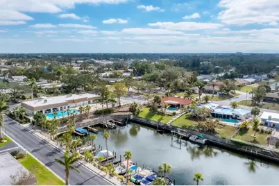 2713 Riverbluff Court #V101, Sarasota, FL 34231 - Photo 38