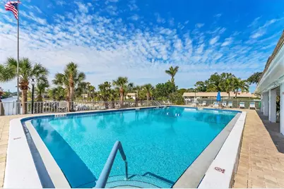 2713 Riverbluff Court #V101, Sarasota, FL 34231 - Photo 34