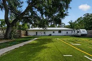 7311 Proctor Rd, Sarasota, FL 34241 - Photo 2