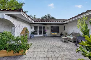 7311 Proctor Rd, Sarasota, FL 34241 - Photo 1