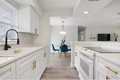 5120 Brookmeade Drive, Sarasota, FL 34232 - Photo 16